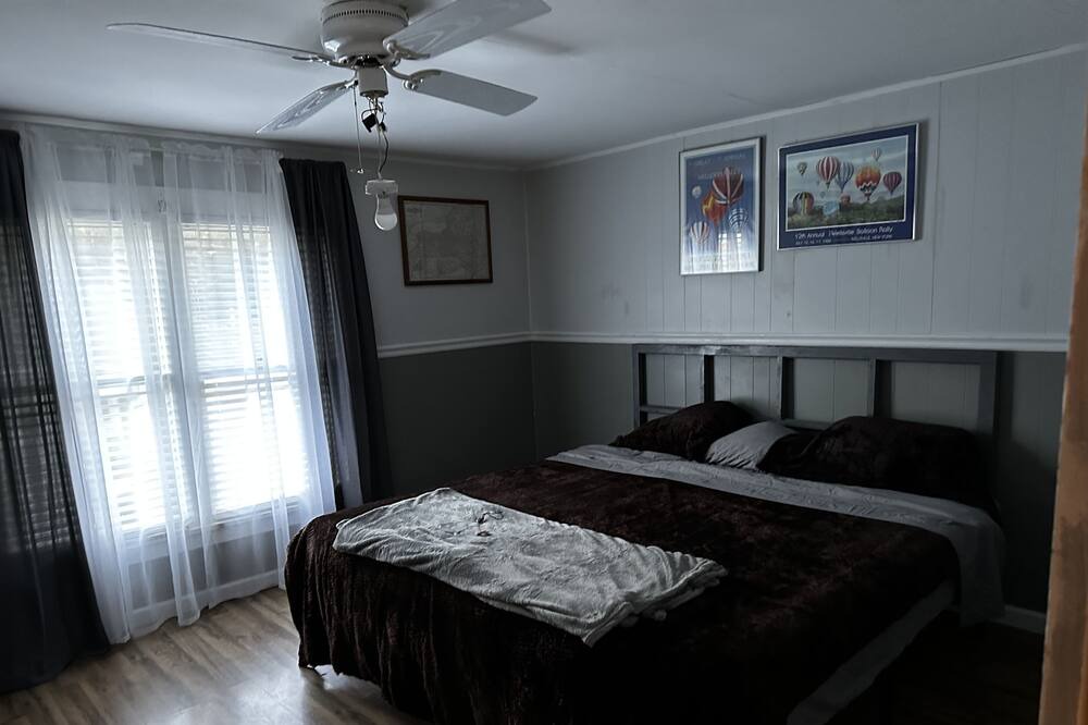 Photo of Bedroom in Belmont