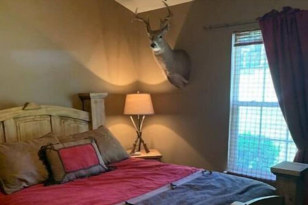 Photo of Bedroom in Cleora