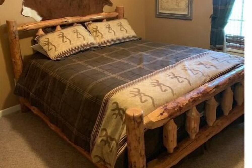 Photo of Bedroom in Cleora