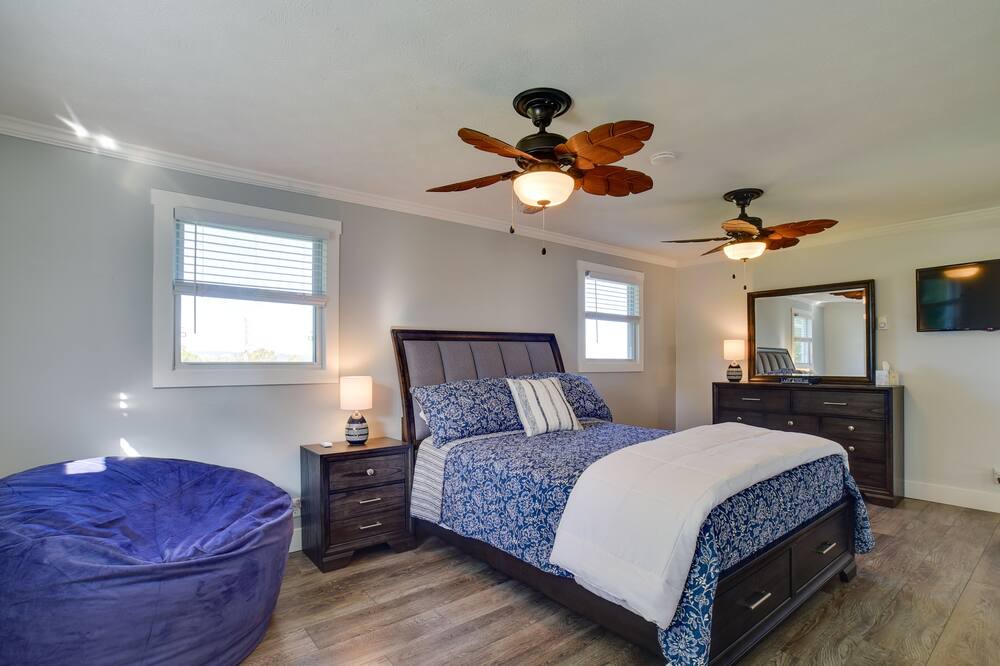 Photo of Bedroom in Hammondsport