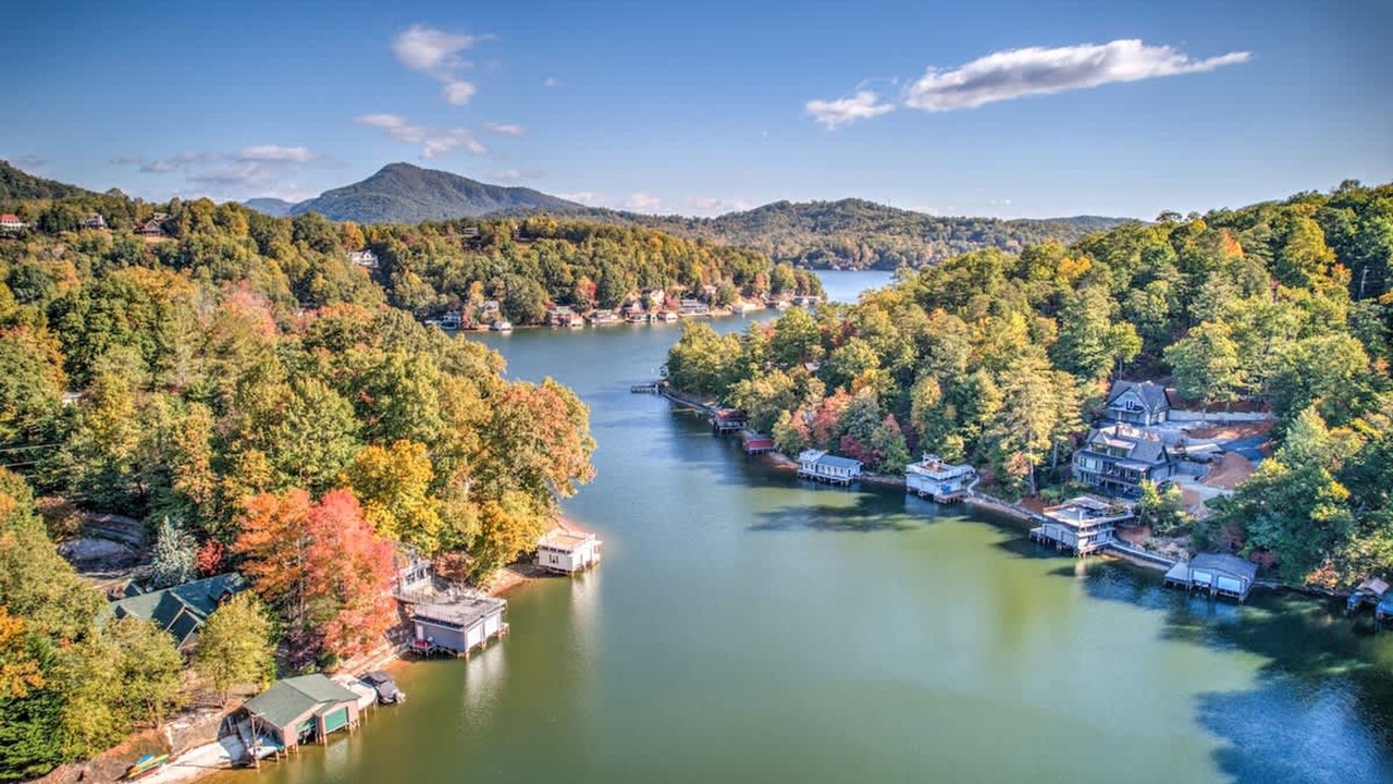 Photo of Others in Lake Lure