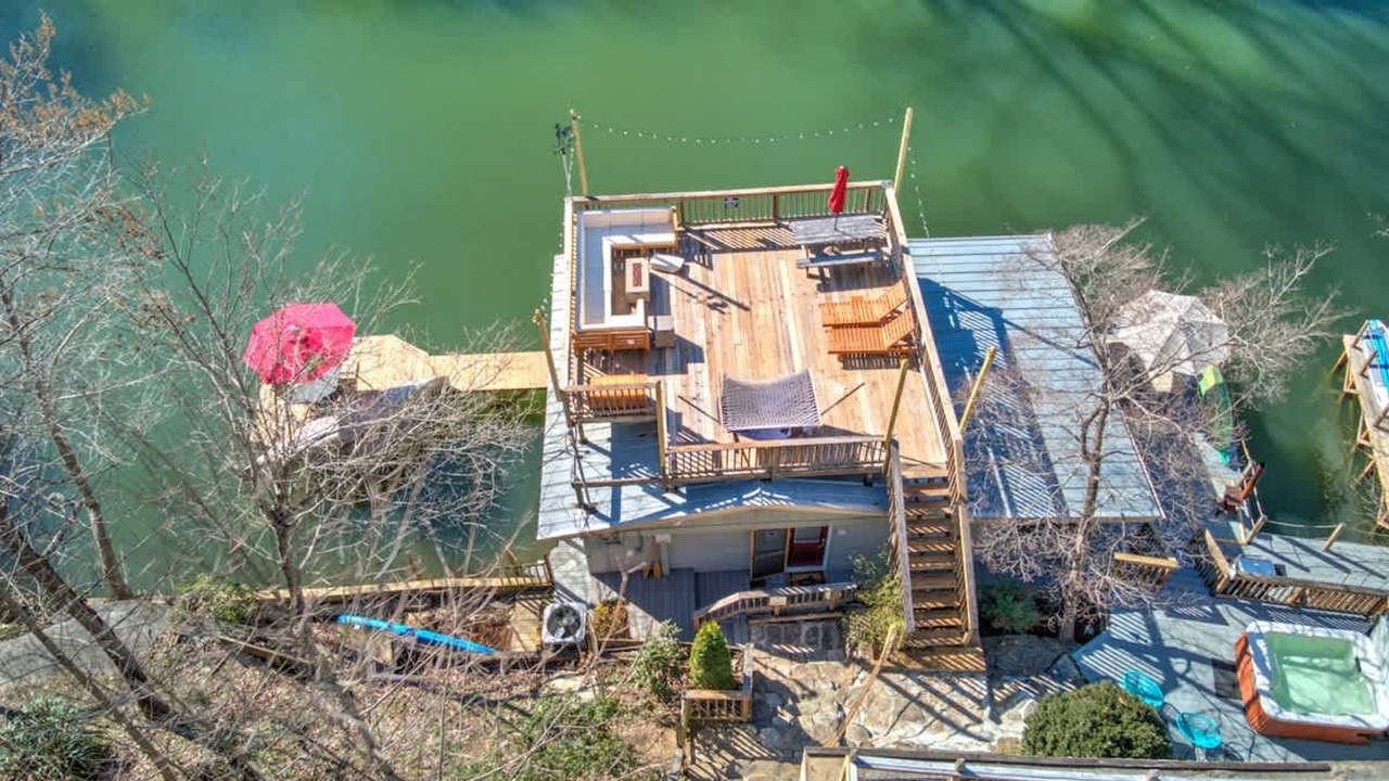 Photo of Others in Lake Lure