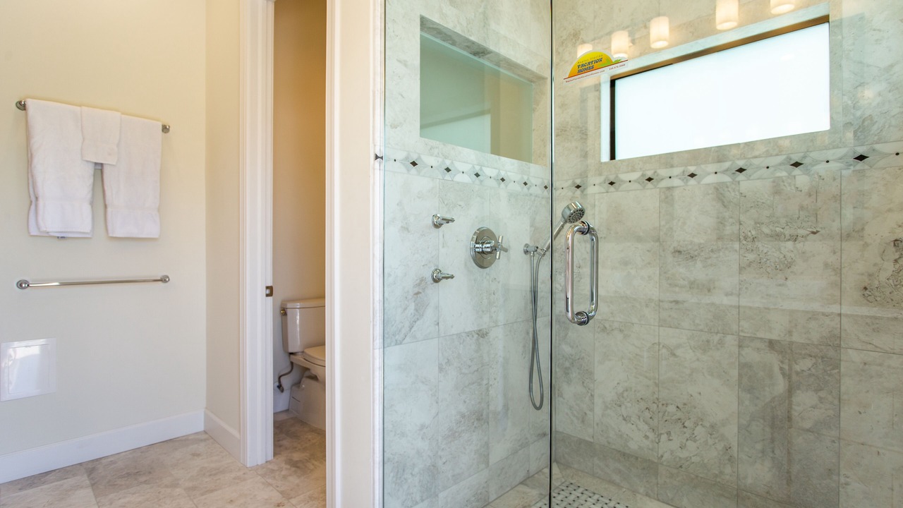 Photo of Bathroom in Naples Park