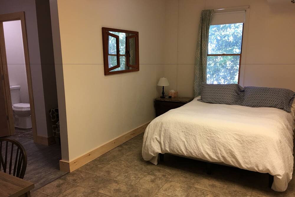 Photo of Bedroom in Ellsworth