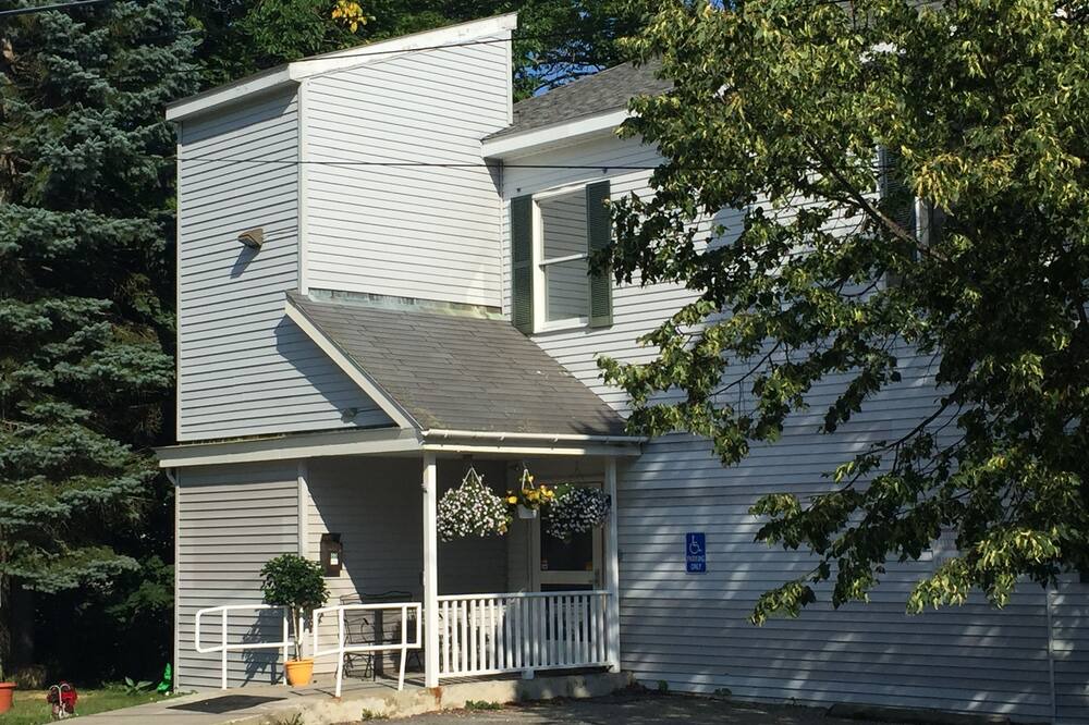 Photo of Outdoor in Ellsworth