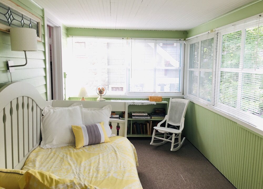 Photo of Livingroom in Chautauqua