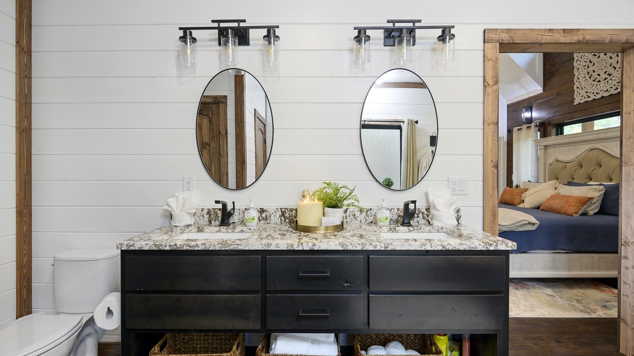 Photo of Bathroom in Hochatown