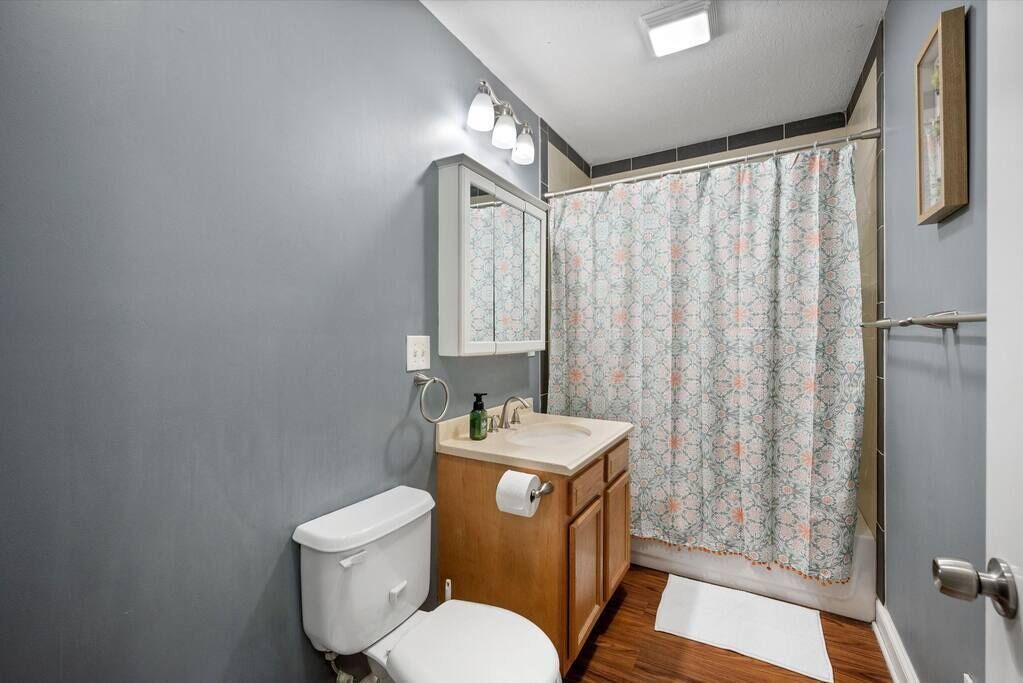 Photo of Bathroom in University District