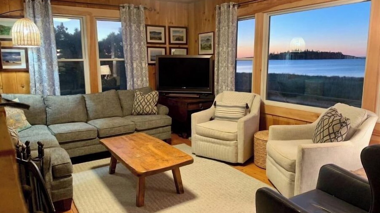 Photo of Livingroom in Phippsburg