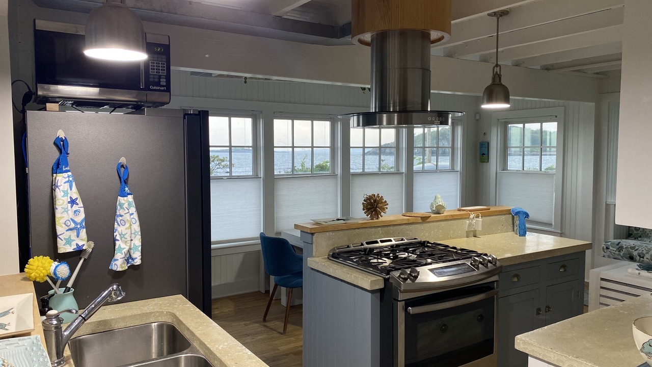 Photo of Kitchen in Peaks Island