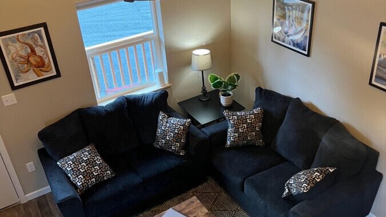 Photo of Livingroom in Questa Woods