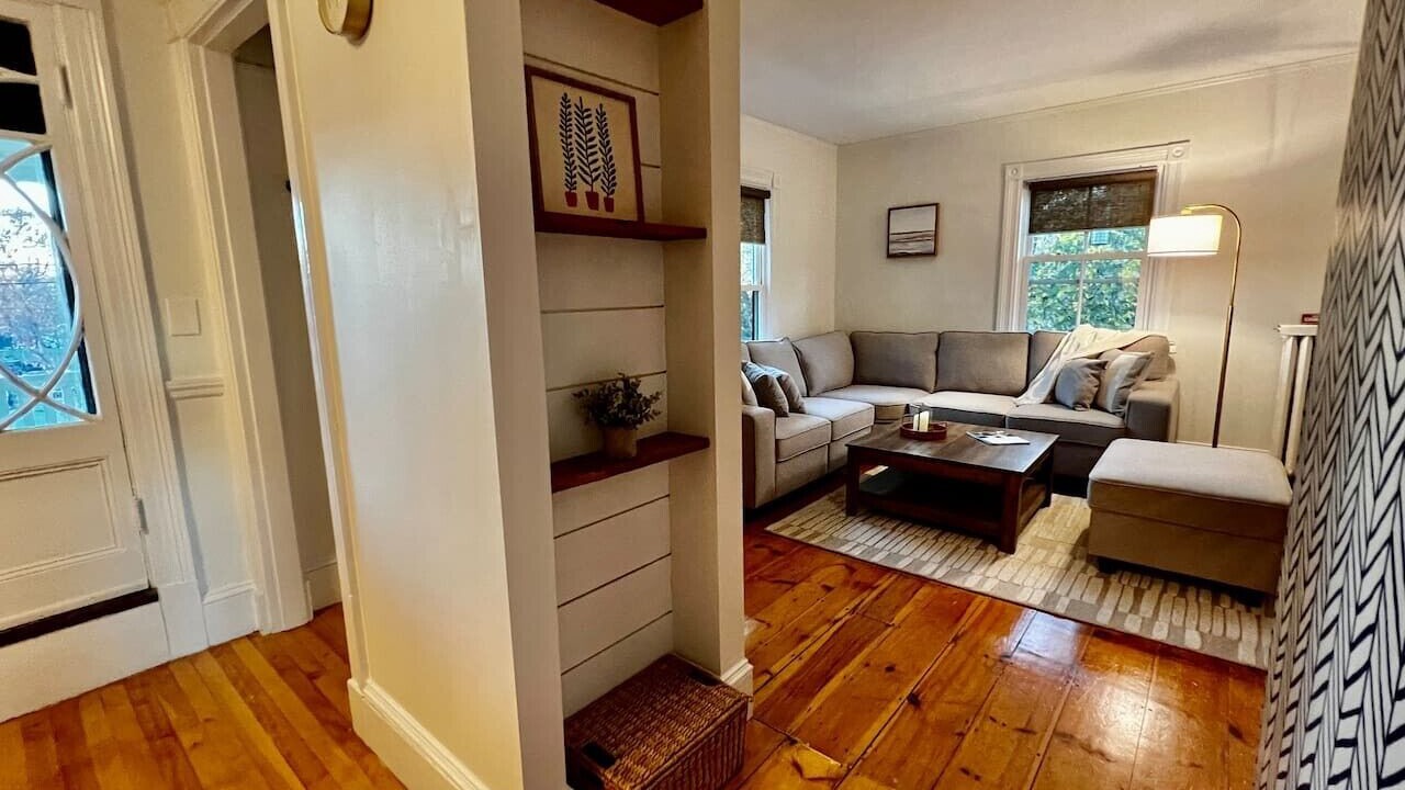 Photo of Livingroom in Pond Cove