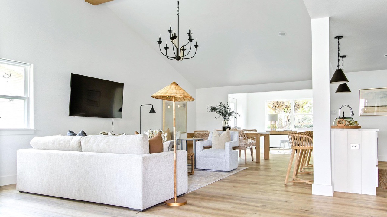 Photo of Livingroom in Northwest Dallas