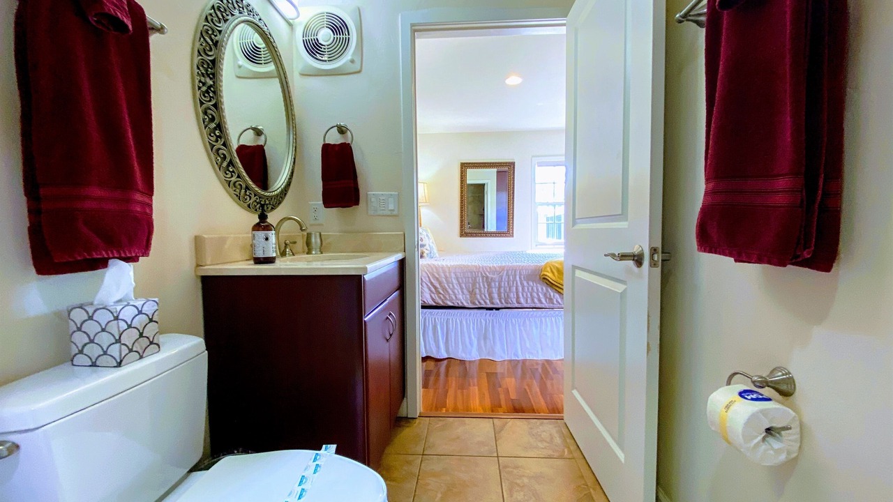 Photo of Bathroom in Laurel Park