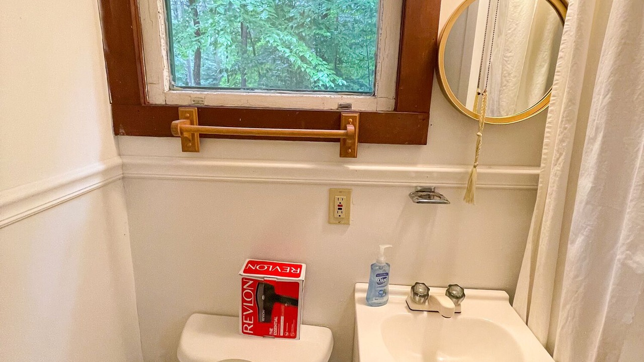 Photo of Bathroom in Corinth