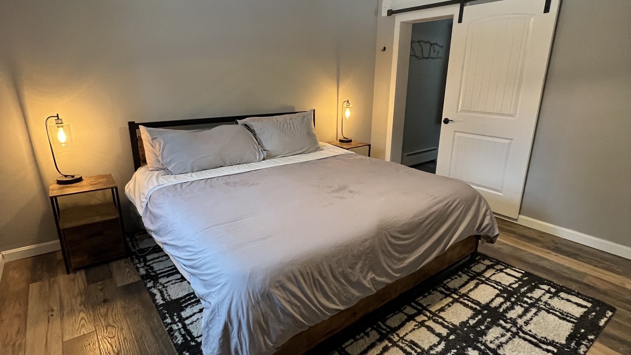 Photo of Bedroom in Eaton Center