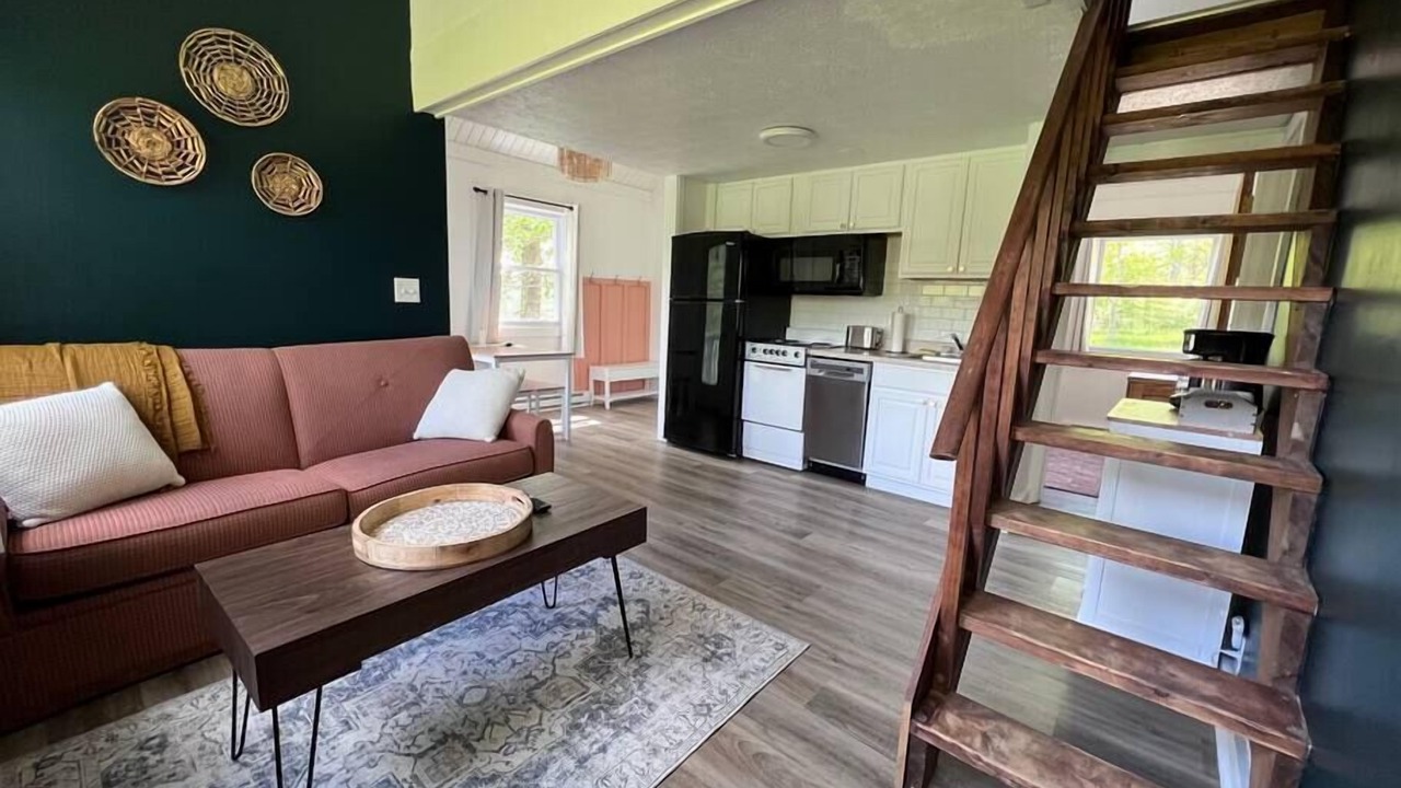 Photo of Livingroom in Conneaut Lakeshore