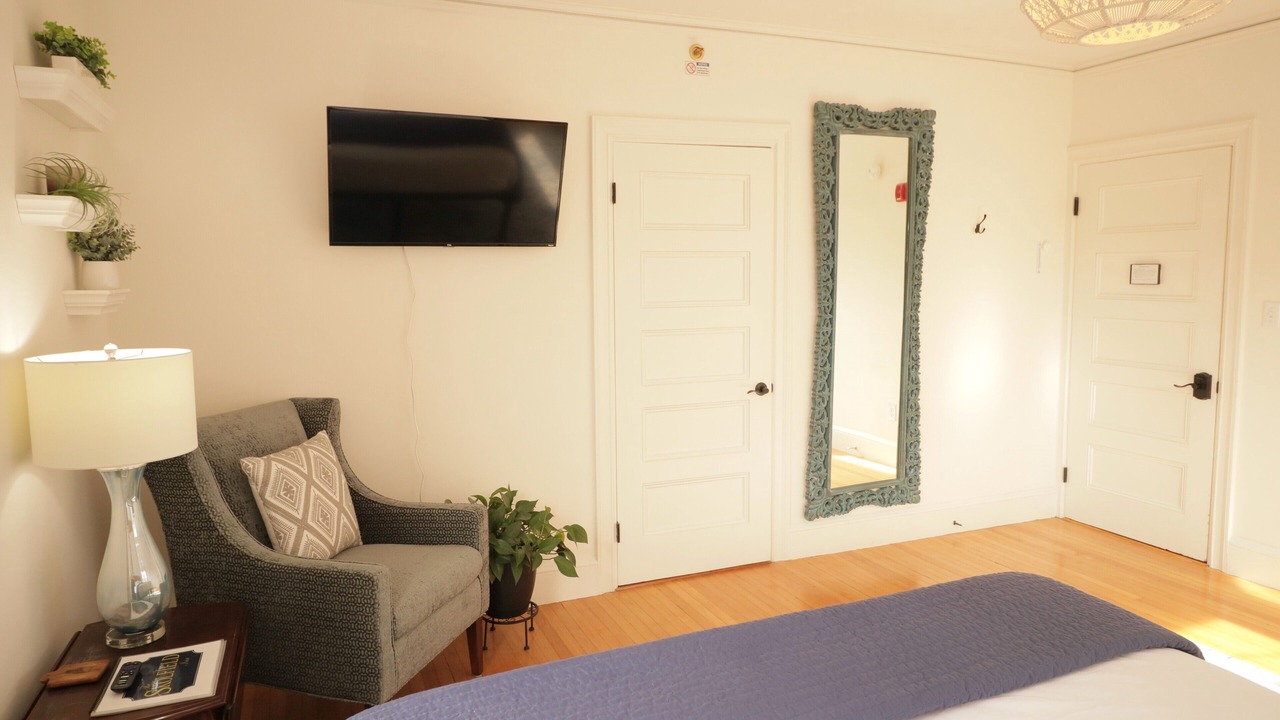 Photo of Bedroom in West End