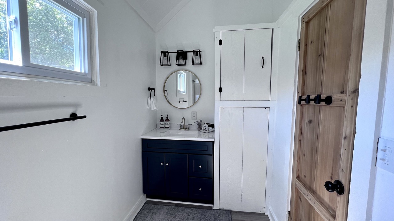 Photo of Bathroom in Conneaut Lakeshore
