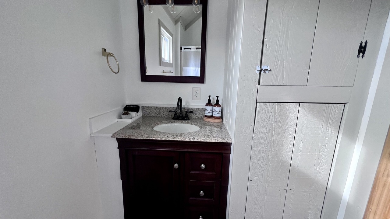 Photo of Bathroom in Conneaut Lakeshore