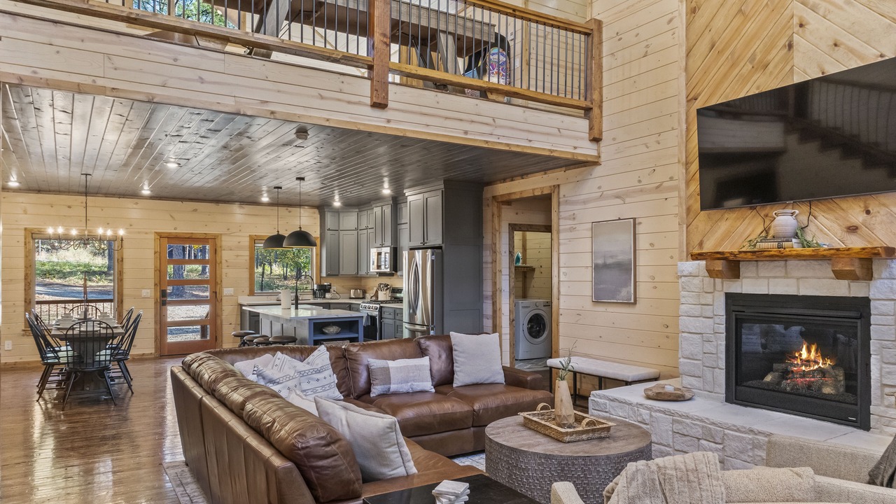 Photo of Livingroom in Pickens