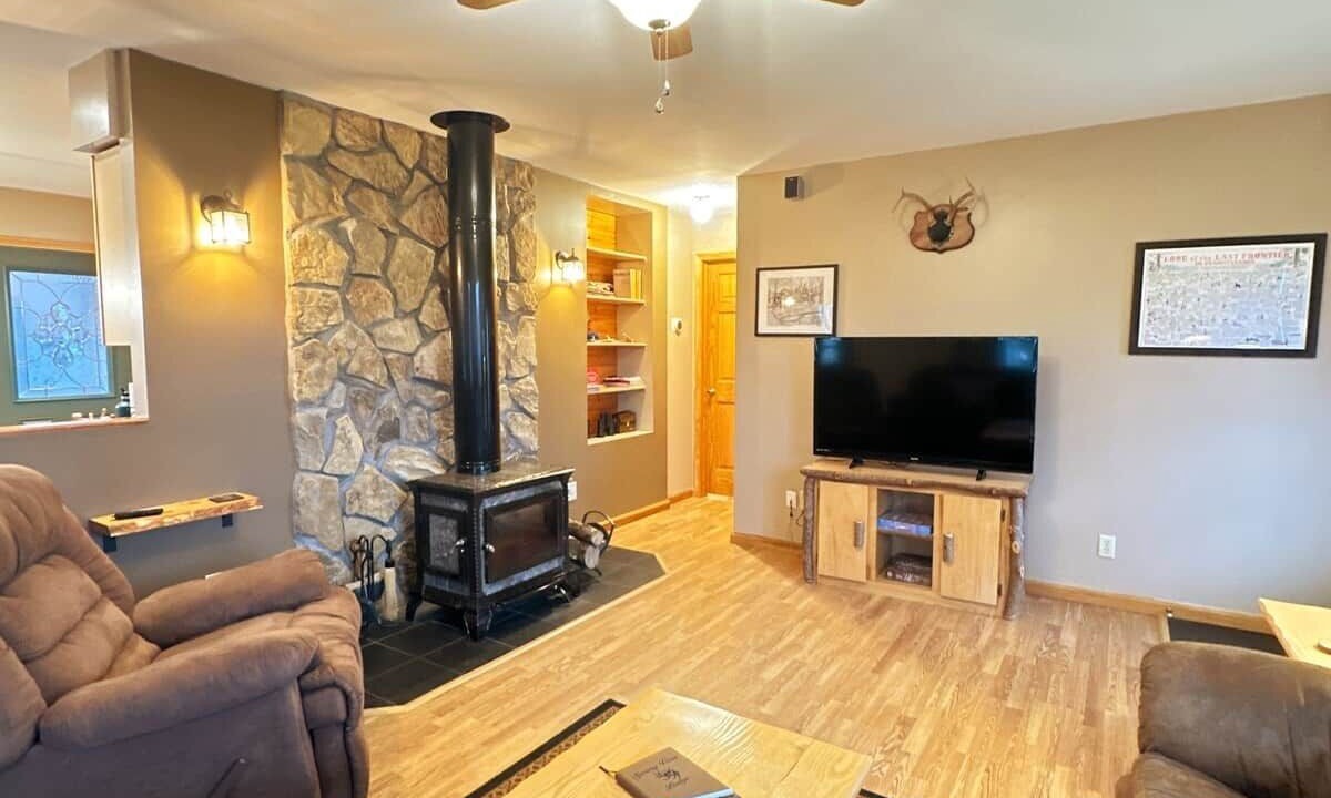 Photo of Bedroom in Weedville