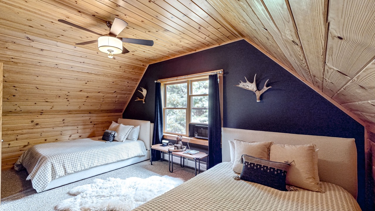 Photo of Bedroom in Rumford Center