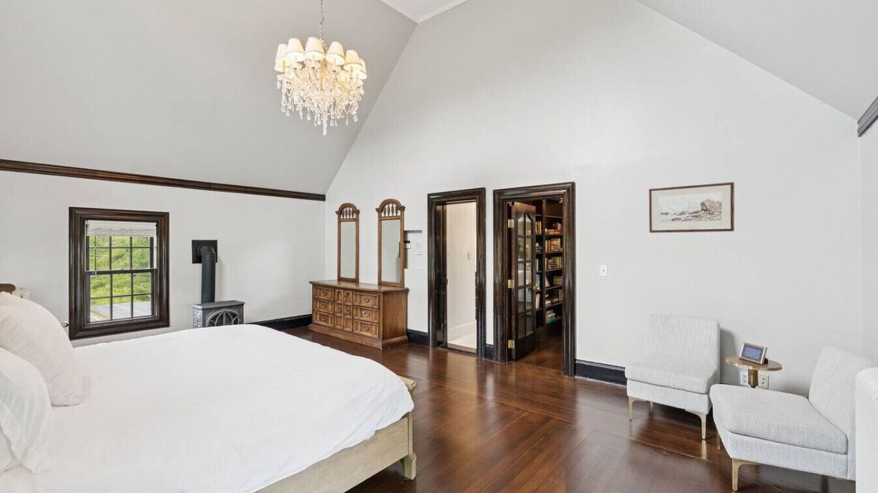 Photo of Bedroom in Bath