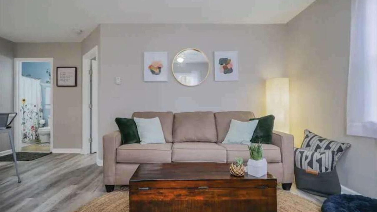 Photo of Livingroom in Madison - Lakeland