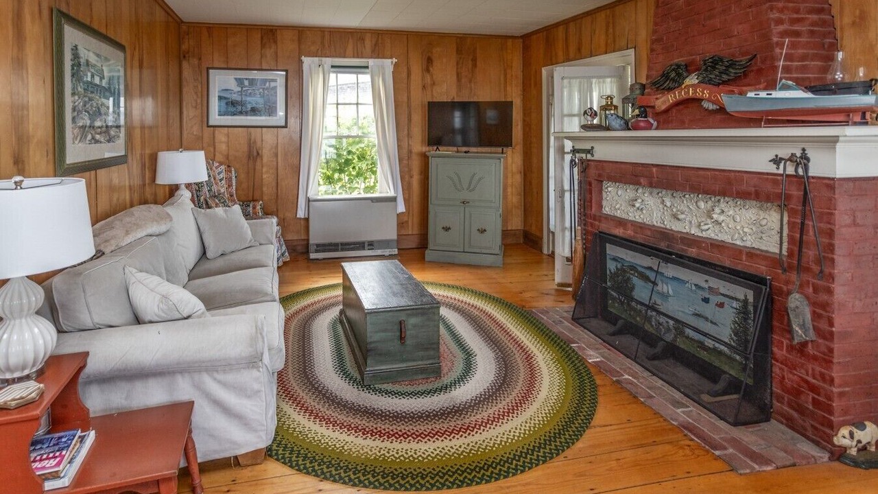 Photo of Livingroom in Ocean Point