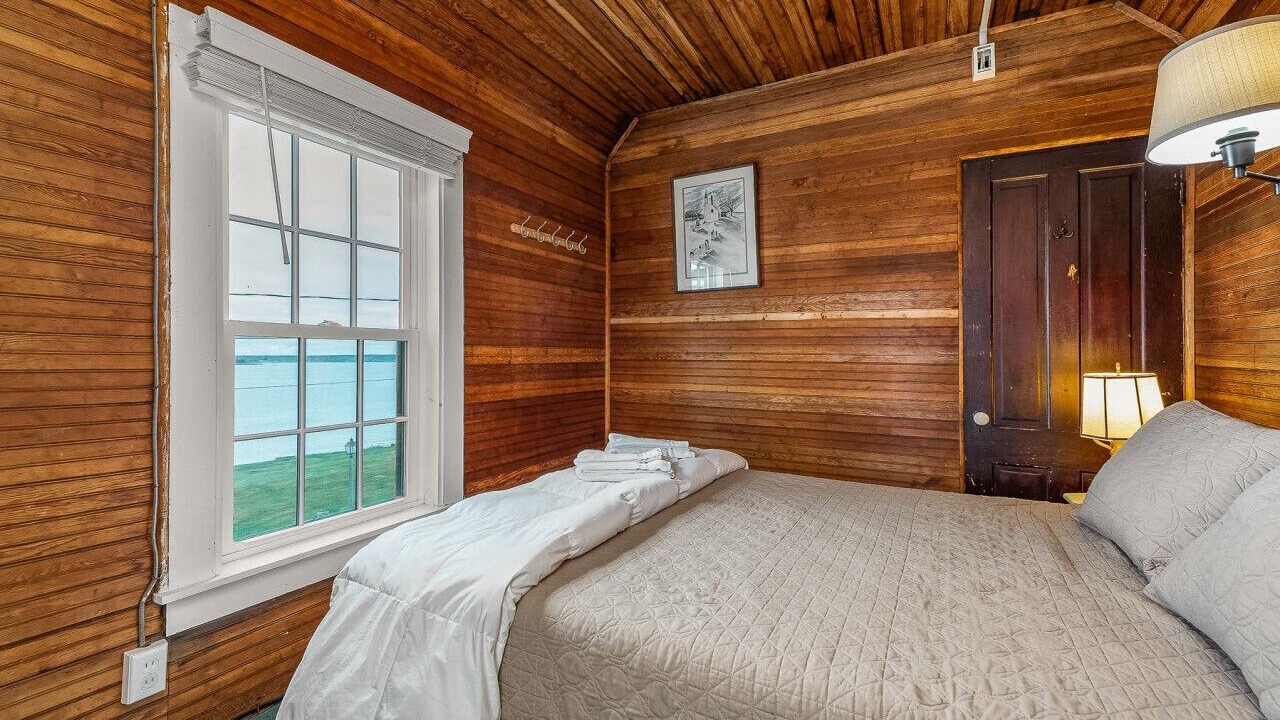 Photo of Bedroom in Ocean Point