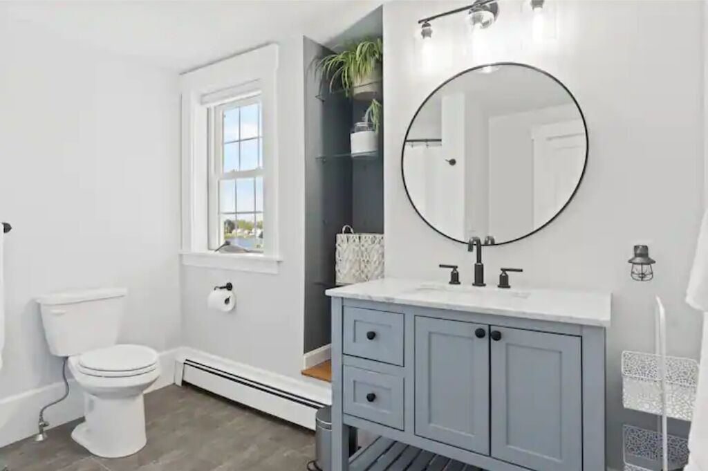 Photo of Bathroom in Cape Porpoise