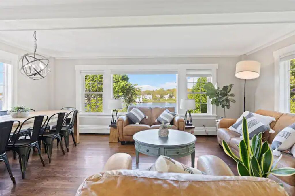 Photo of Livingroom in Cape Porpoise