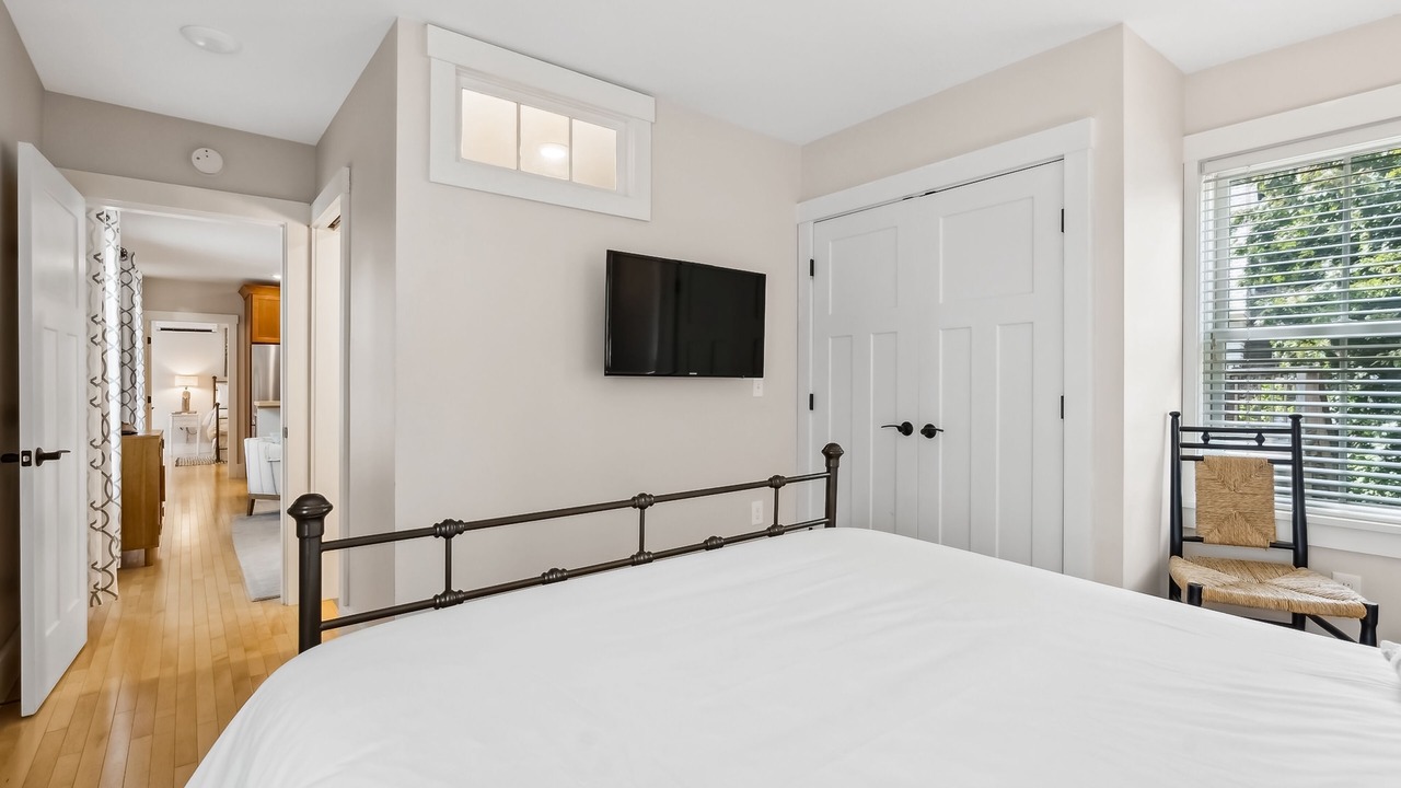 Photo of Bedroom in West End