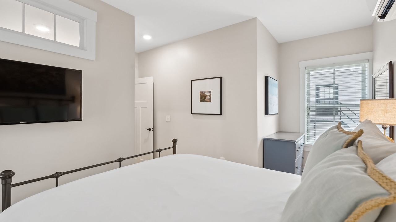 Photo of Bedroom in West End