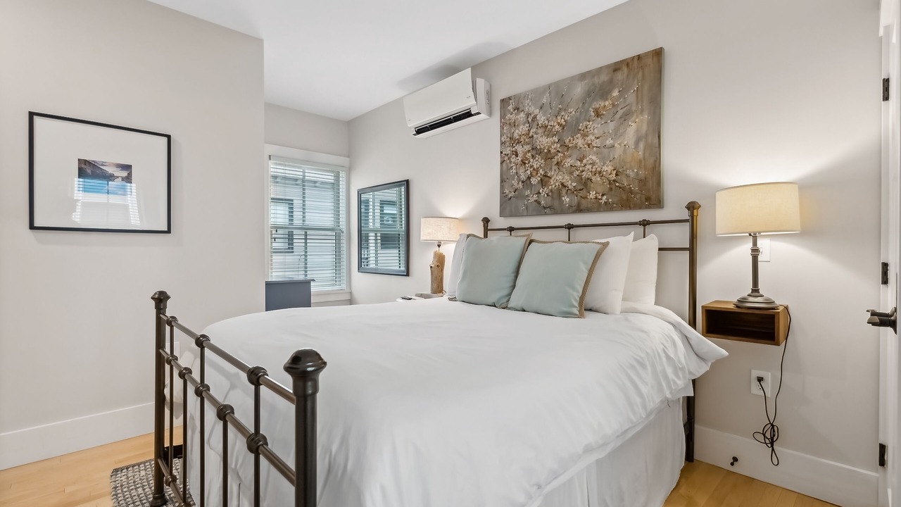 Photo of Bedroom in West End
