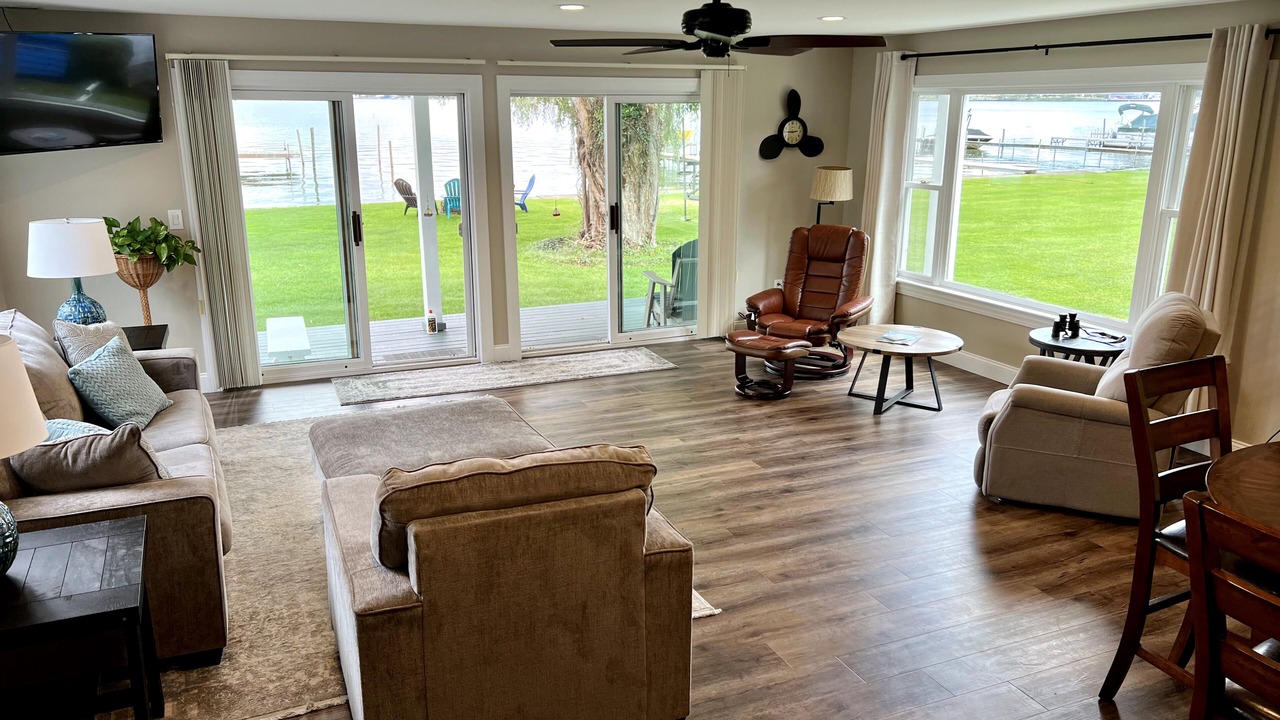 Photo of Livingroom in Stow