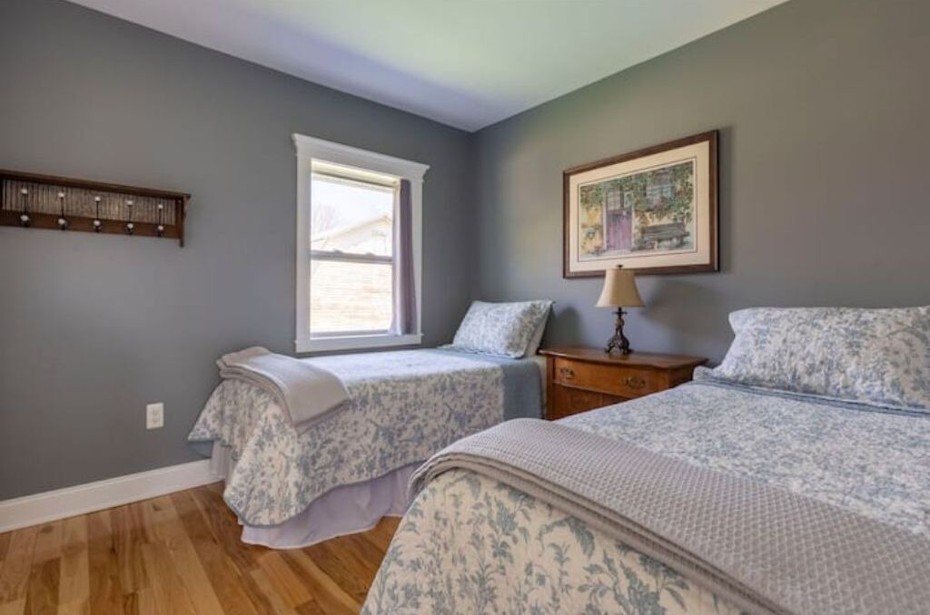 Photo of Bedroom in Hammondsport