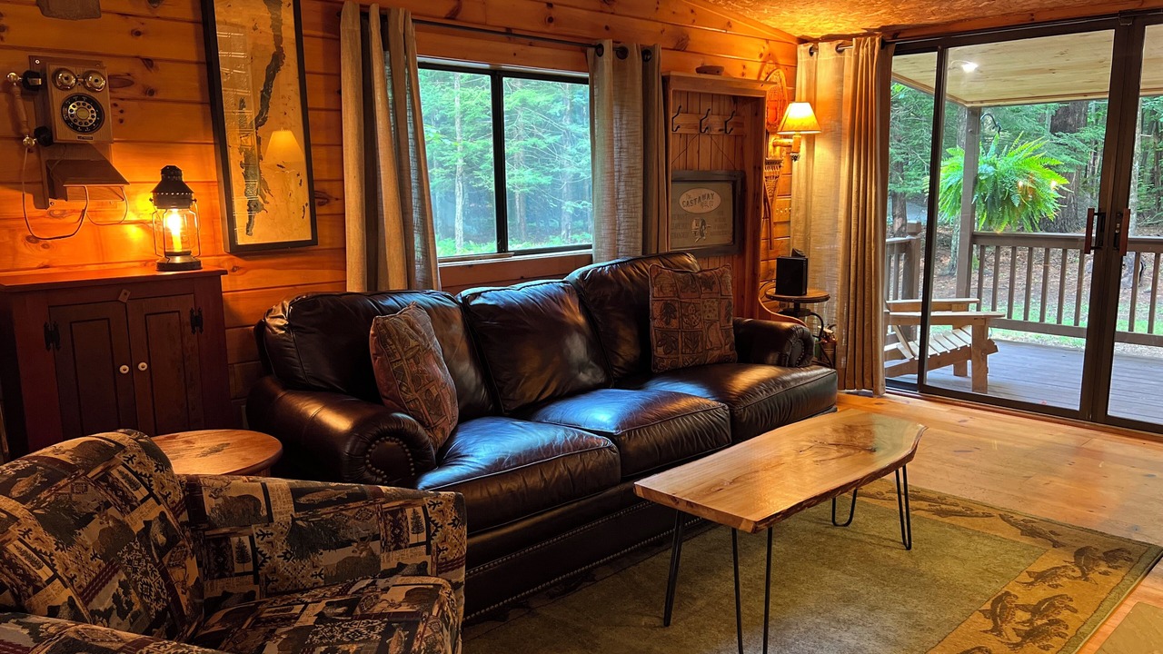 Photo of Livingroom in Greenfield Center