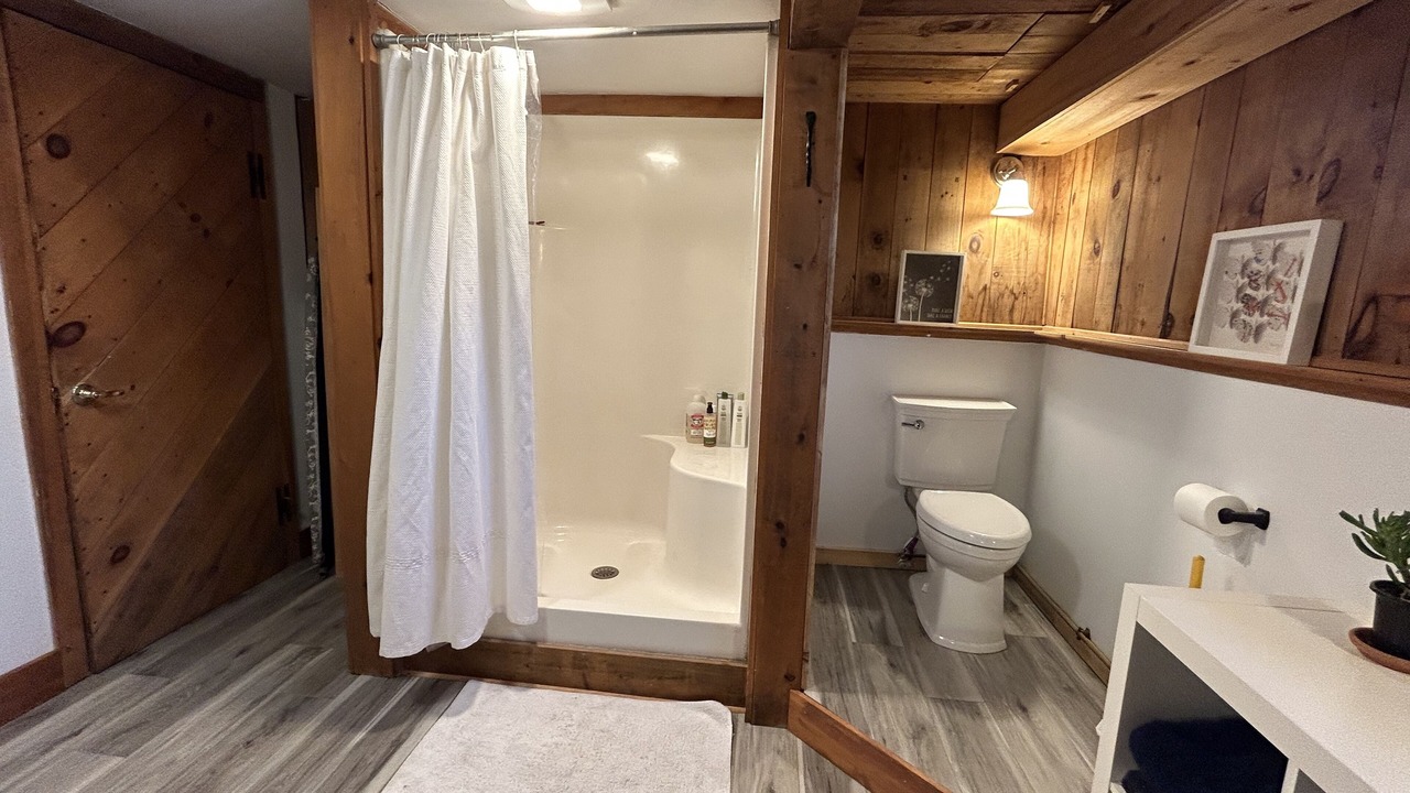 Photo of Bathroom in Bowdoin