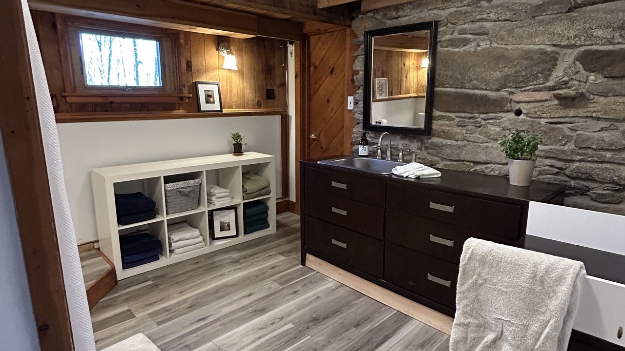 Photo of Bathroom in Bowdoin