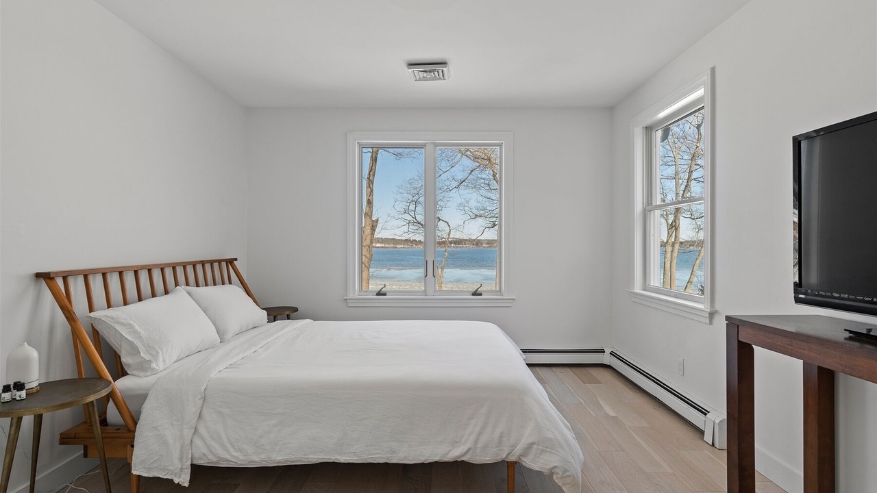 Photo of Bedroom in Yarmouth