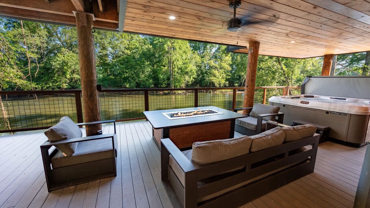 Photo of Patio Balcony in Broken Bow