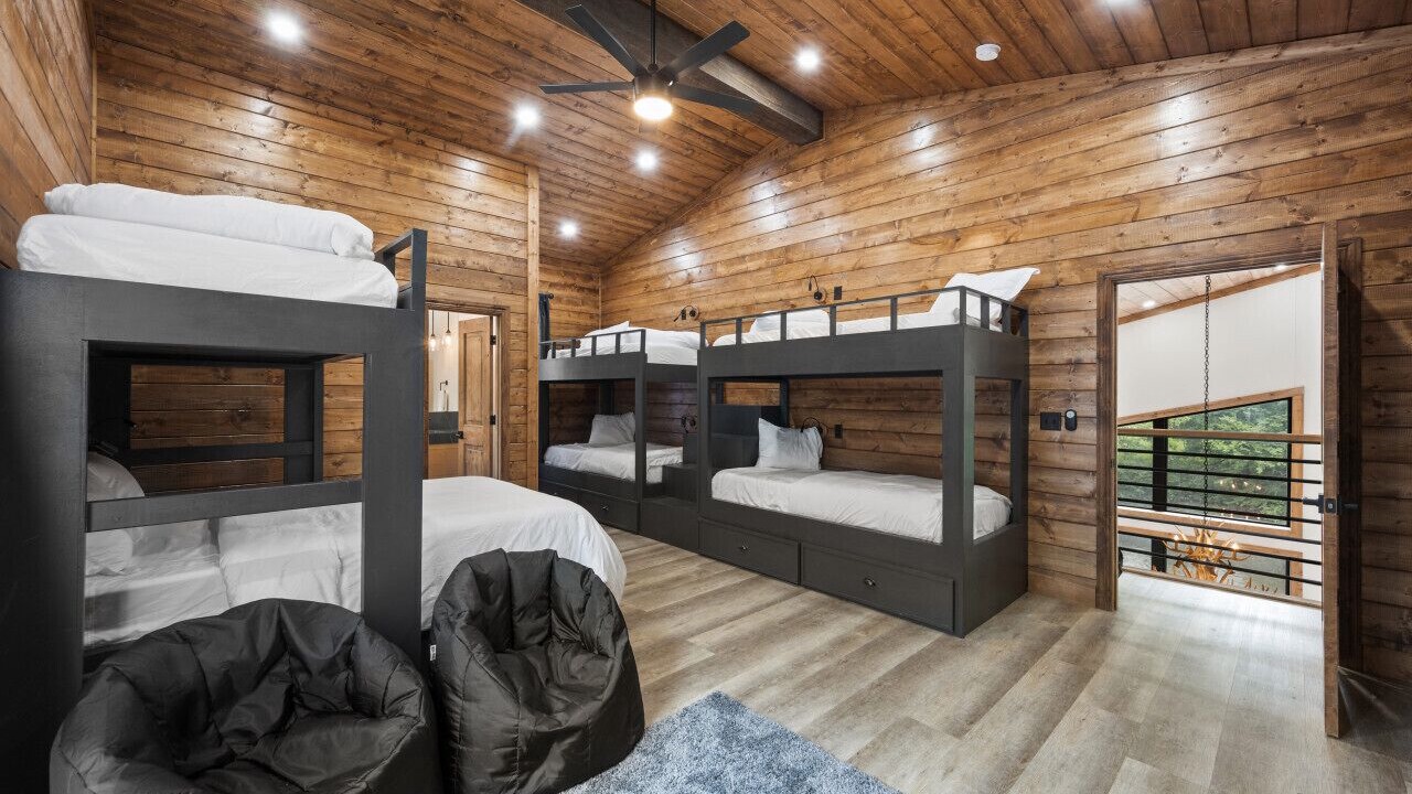 Photo of Bedroom in Broken Bow
