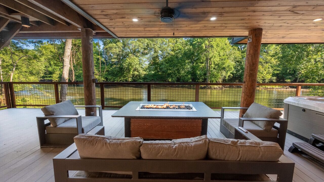 Photo of Patio Balcony in Broken Bow