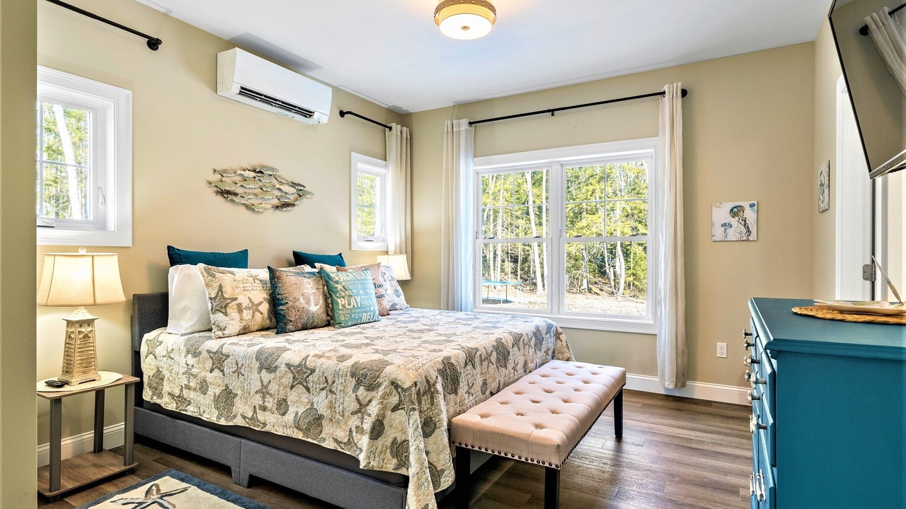 Photo of Bedroom in East Boothbay