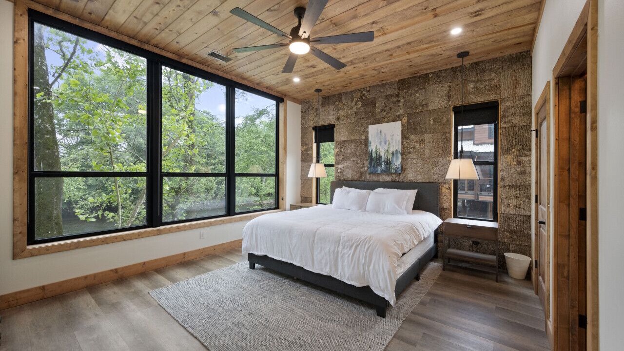 Photo of Bedroom in Broken Bow