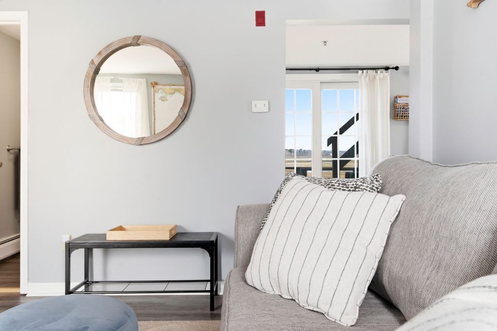 Photo of Livingroom in Pine Point