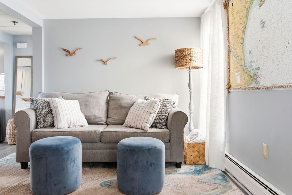 Photo of Livingroom in Pine Point