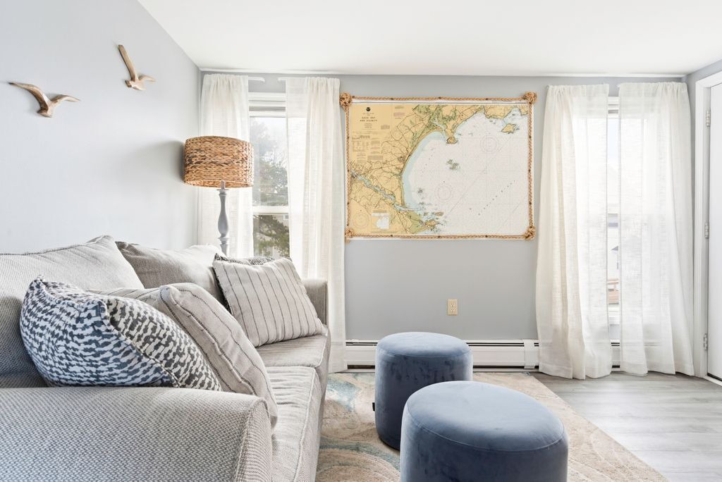 Photo of Livingroom in Pine Point